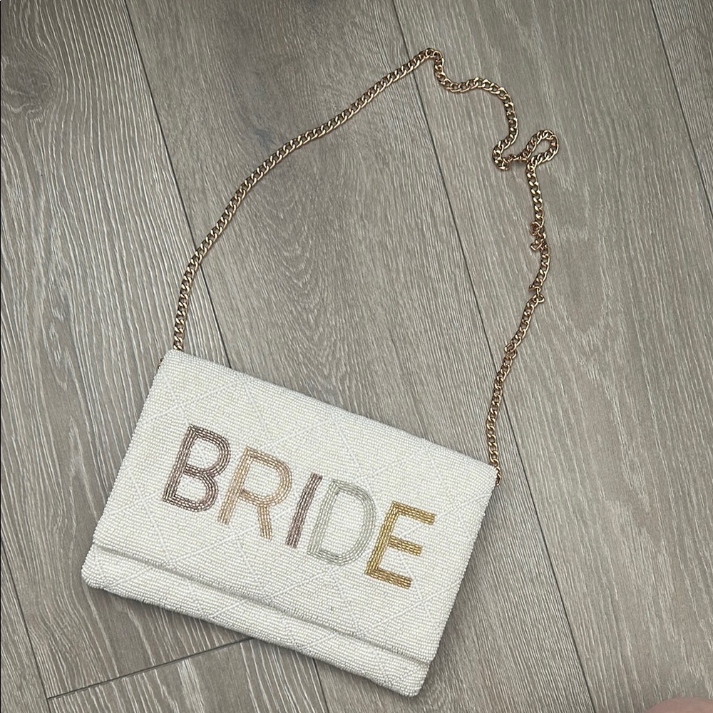 Elegant Cream Bride Clutch with Gold Chain UNUSED